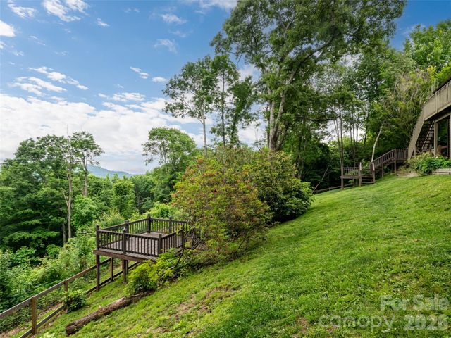 243 Pioneer Ridge Road, Canton, NC 28716