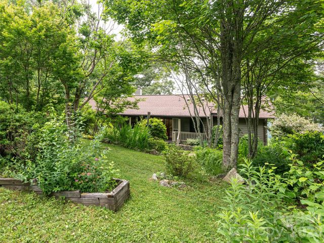 243 Pioneer Ridge Road, Canton, NC 28716