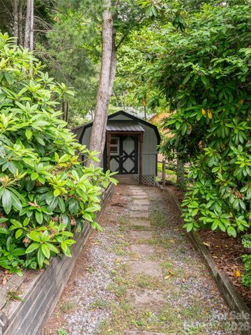 243 Pioneer Ridge Road, Canton, NC 28716