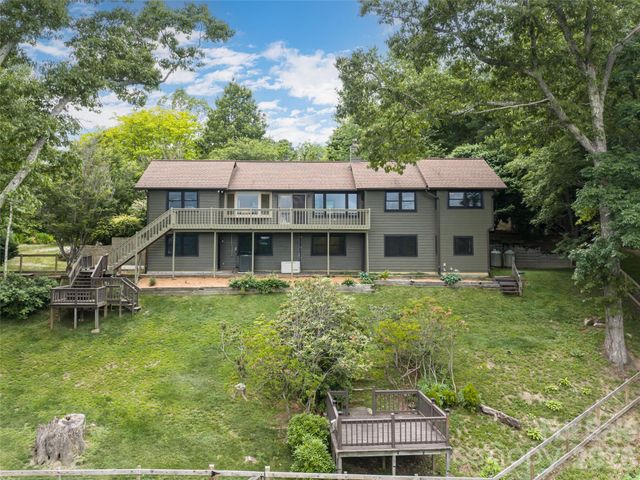 243 Pioneer Ridge Road, Canton, NC 28716