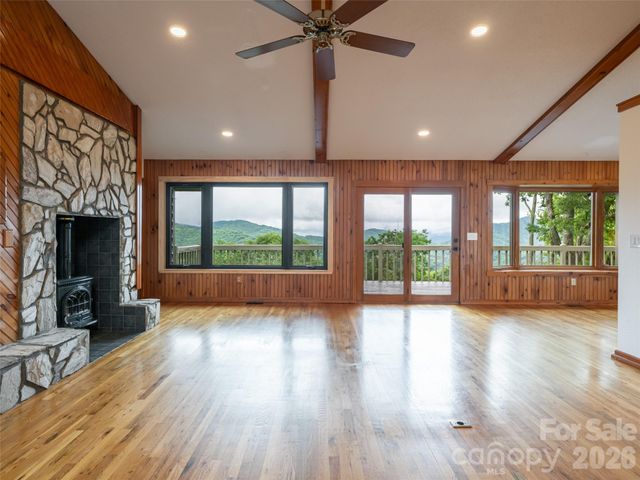 243 Pioneer Ridge Road, Canton, NC 28716