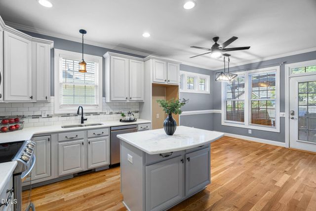 608 Skygrove Drive, Holly Springs, NC 27540