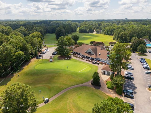 608 Skygrove Drive, Holly Springs, NC 27540