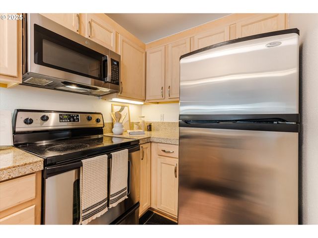 1500 Sw PARK Ave 215, Portland, OR 97201