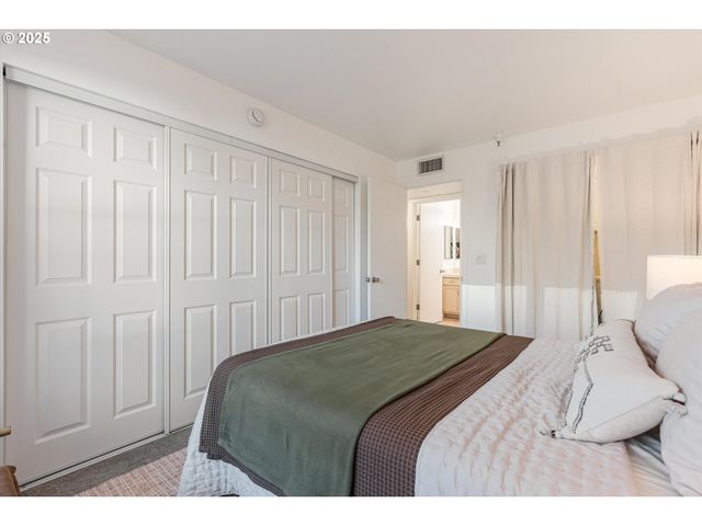 1500 Sw PARK Ave 215, Portland, OR 97201