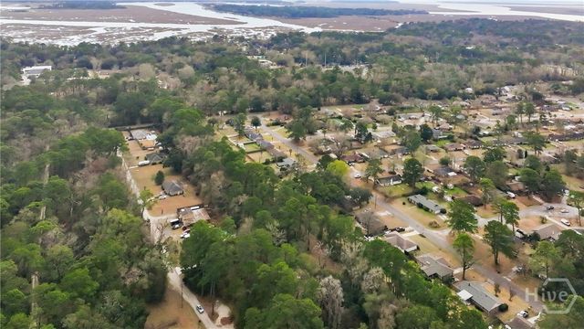 9705 Whitefield Avenue, Savannah, GA 31406