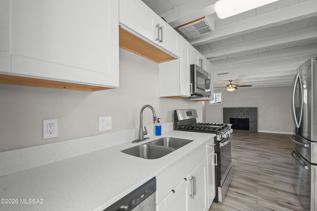 3236 E Bermuda Street, Tucson, AZ 85716