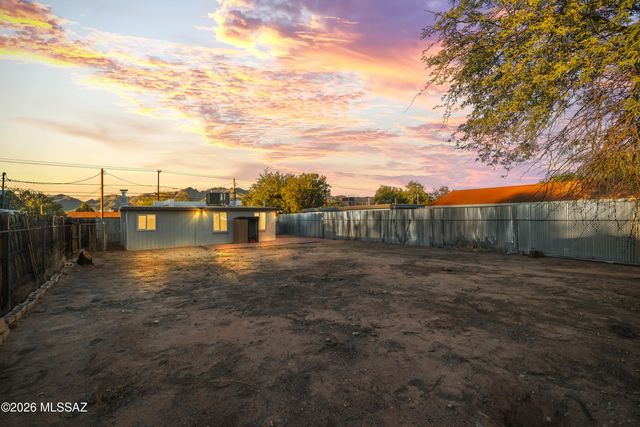 3236 E Bermuda Street, Tucson, AZ 85716