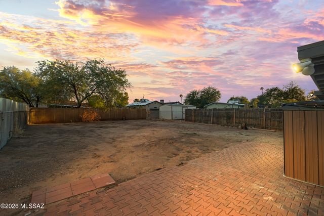 3236 E Bermuda Street, Tucson, AZ 85716