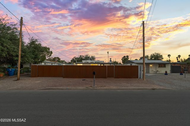 3236 E Bermuda Street, Tucson, AZ 85716