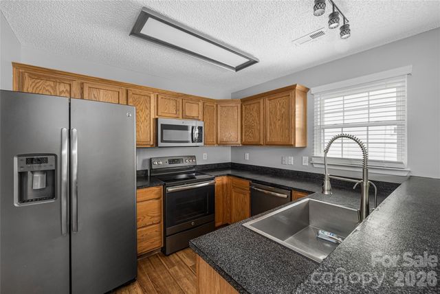 9535 Forest Path Drive, Charlotte, NC 28269