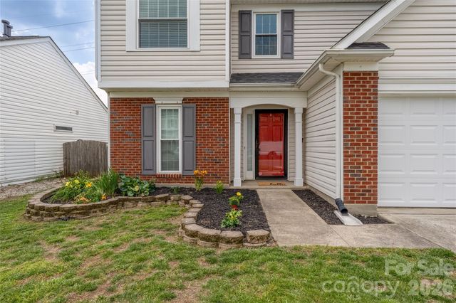 9535 Forest Path Drive, Charlotte, NC 28269