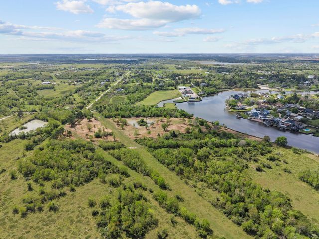 4700 Starboard Lane, Dickinson, TX 77539