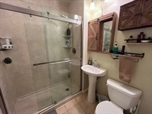 37 Mt Vernon 1R, Boston, MA 02125