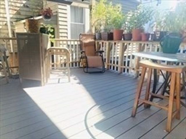 37 Mt Vernon 1R, Boston, MA 02125