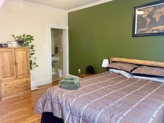 37 Mt Vernon 1R, Boston, MA 02125