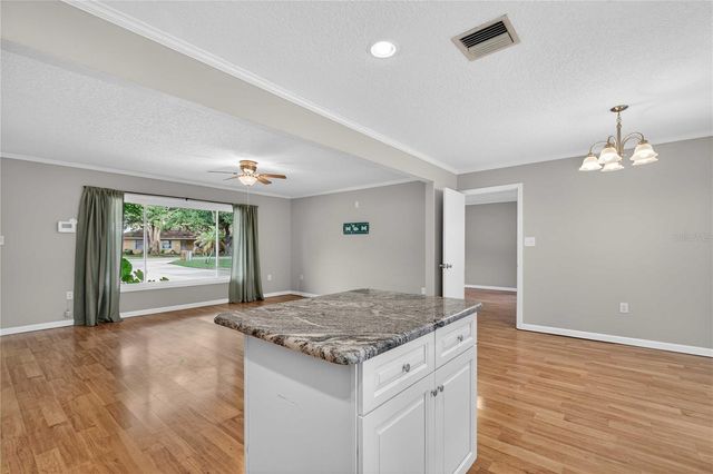 27638 LISA DRIVE, Tavares, FL 32778