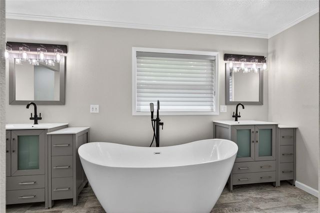 27638 LISA DRIVE, Tavares, FL 32778