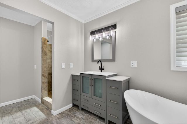 27638 LISA DRIVE, Tavares, FL 32778