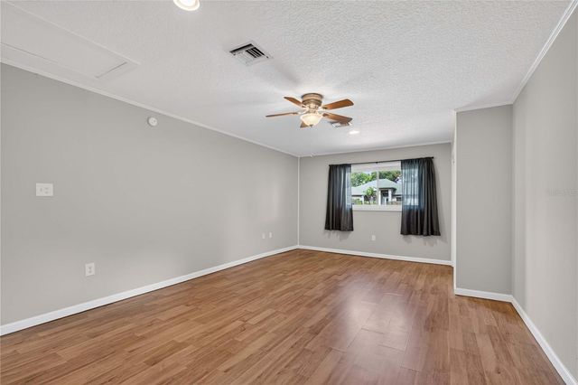 27638 LISA DRIVE, Tavares, FL 32778
