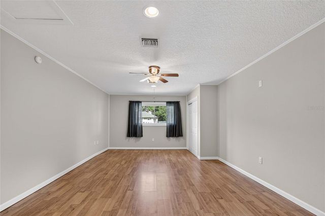 27638 LISA DRIVE, Tavares, FL 32778