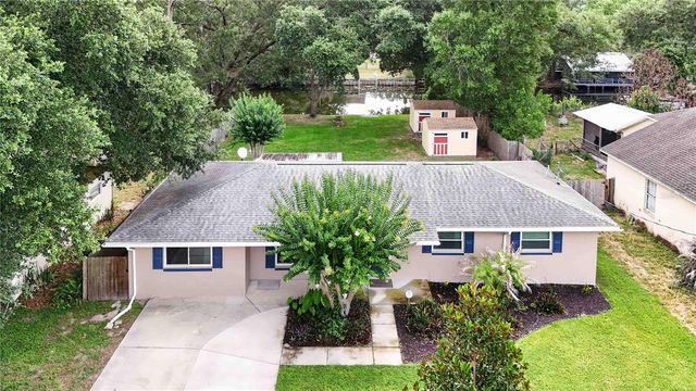 27638 LISA DRIVE, Tavares, FL 32778