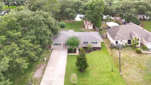27638 LISA DRIVE, Tavares, FL 32778