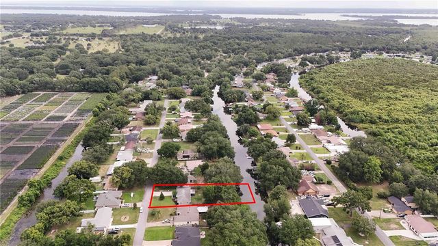 27638 LISA DRIVE, Tavares, FL 32778
