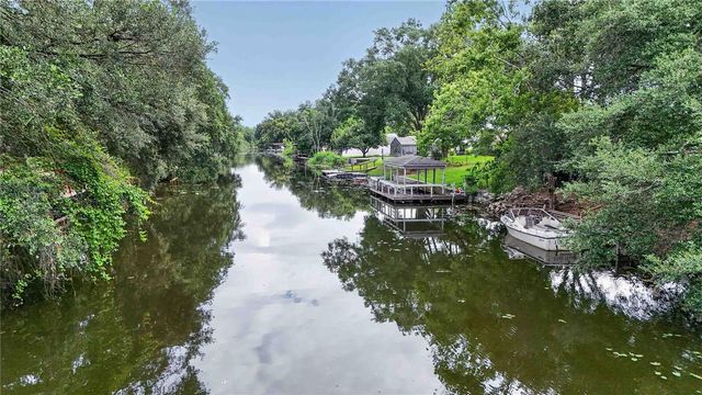 27638 LISA DRIVE, Tavares, FL 32778