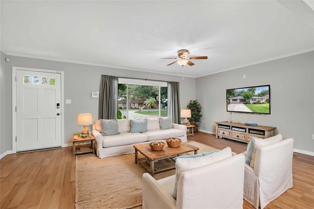 27638 LISA DRIVE, Tavares, FL 32778