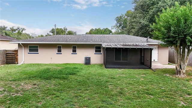 27638 LISA DRIVE, Tavares, FL 32778