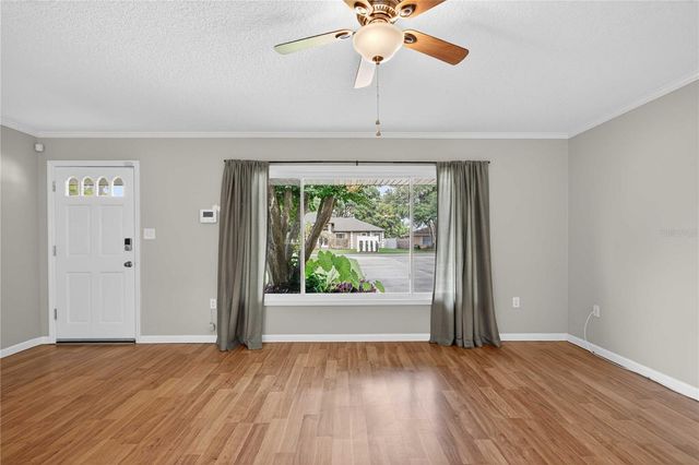 27638 LISA DRIVE, Tavares, FL 32778