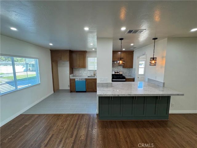 1300 W Ricky Lane, Anaheim, CA 92802