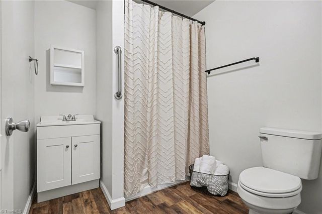 997 Robbins Circle, Lexington, NC 27292