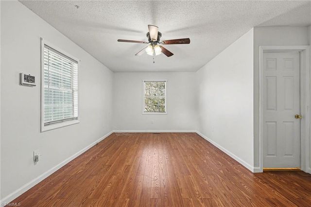 997 Robbins Circle, Lexington, NC 27292