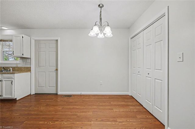 997 Robbins Circle, Lexington, NC 27292