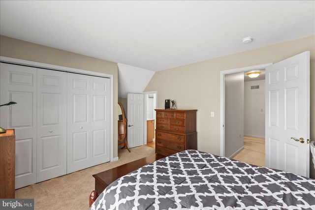 724 FIELDSTONE LN, Elizabethtown, PA 17022