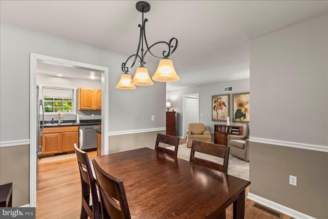 724 FIELDSTONE LN, Elizabethtown, PA 17022