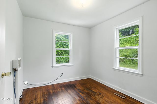 3970 Memorial Boulevard, Kingsport, TN 37664
