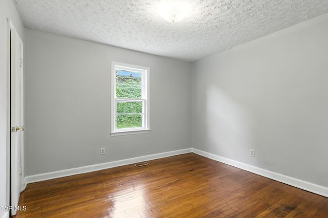 3970 Memorial Boulevard, Kingsport, TN 37664