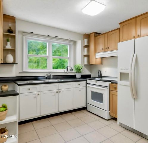 3970 Memorial Boulevard, Kingsport, TN 37664