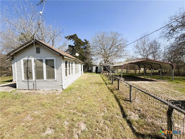 4955 State Highway 119, Goliad, TX 77963