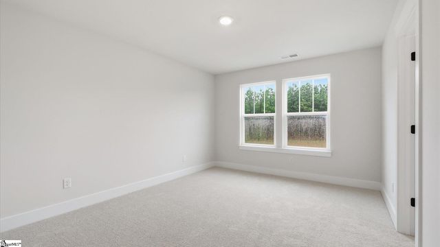 110 Canyon Creek Way, Fountain Inn, SC 29644