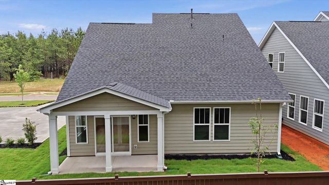 110 Canyon Creek Way, Fountain Inn, SC 29644