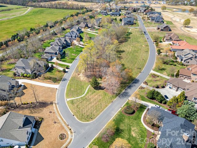 2718 Old Course Road, Monroe, NC 28112