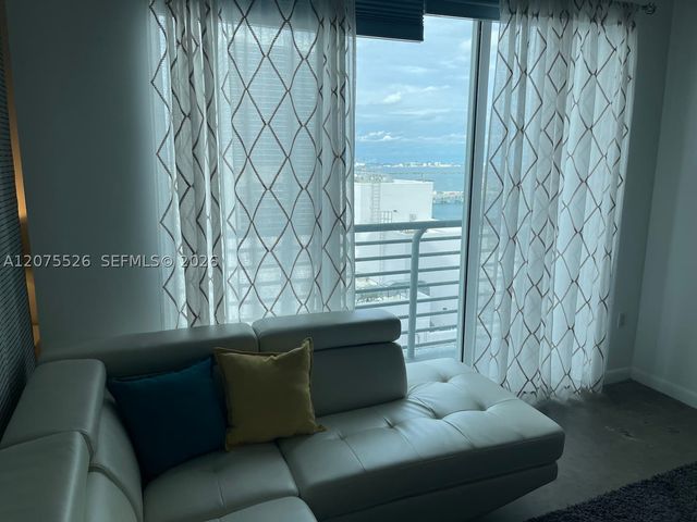 133 NE 2nd Ave 3405, Miami, FL 33132