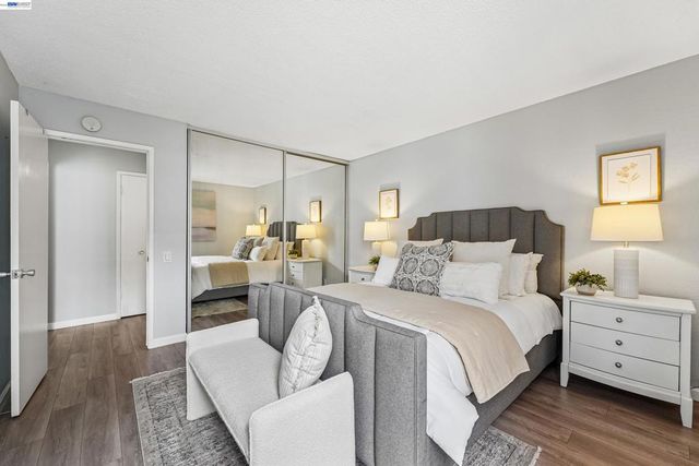 811 York St 136, Oakland, CA 94610