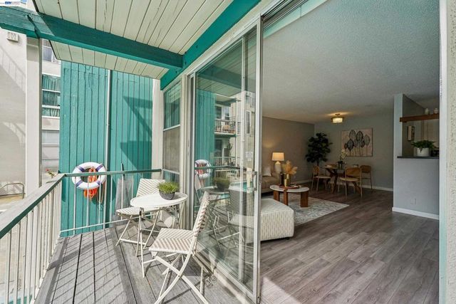 811 York St 136, Oakland, CA 94610