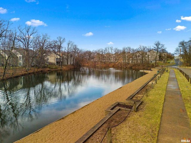 2810 W WILLOWLAKE Drive, Peoria, IL 61614