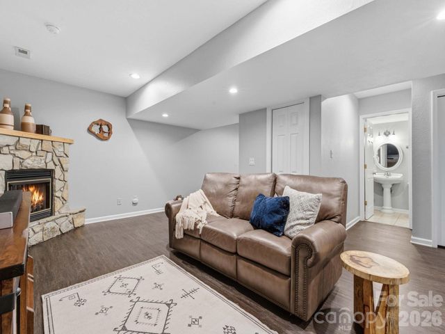 248 Brannon Forest Drive, Waynesville, NC 28785